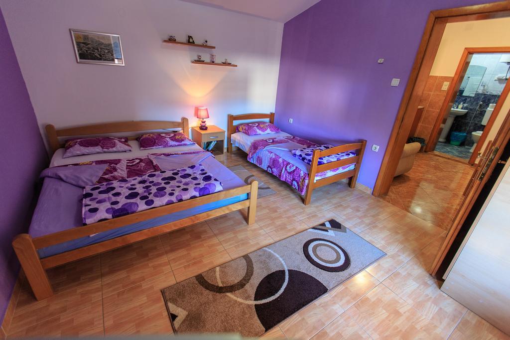 Apartments Vitic Sutomore Phòng bức ảnh