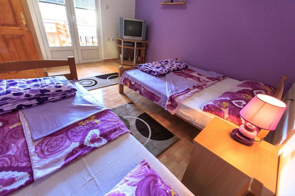 Apartments Vitic Sutomore Phòng bức ảnh