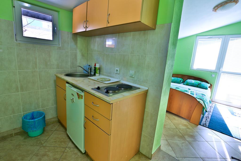 Apartments Vitic Sutomore Phòng bức ảnh