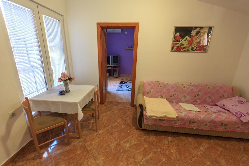 Apartments Vitic Sutomore Phòng bức ảnh
