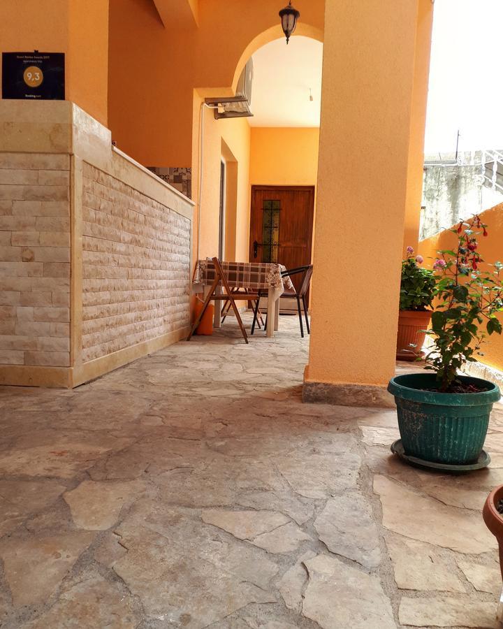 Apartments Vitic Sutomore Ngoại thất bức ảnh