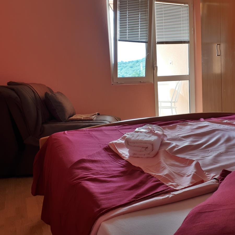 Apartments Vitic Sutomore Ngoại thất bức ảnh