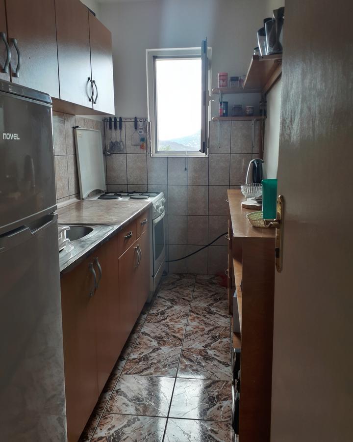 Apartments Vitic Sutomore Ngoại thất bức ảnh